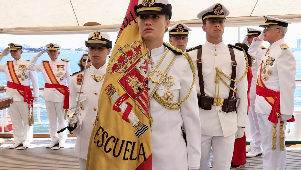 La princesa de Asturias, abanderada La princesa de Asturias, abanderada