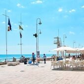 El alcalde de Guardamar requiere a los hosteleros que adapten sus terrazas en la vía pública a la normativa municipal