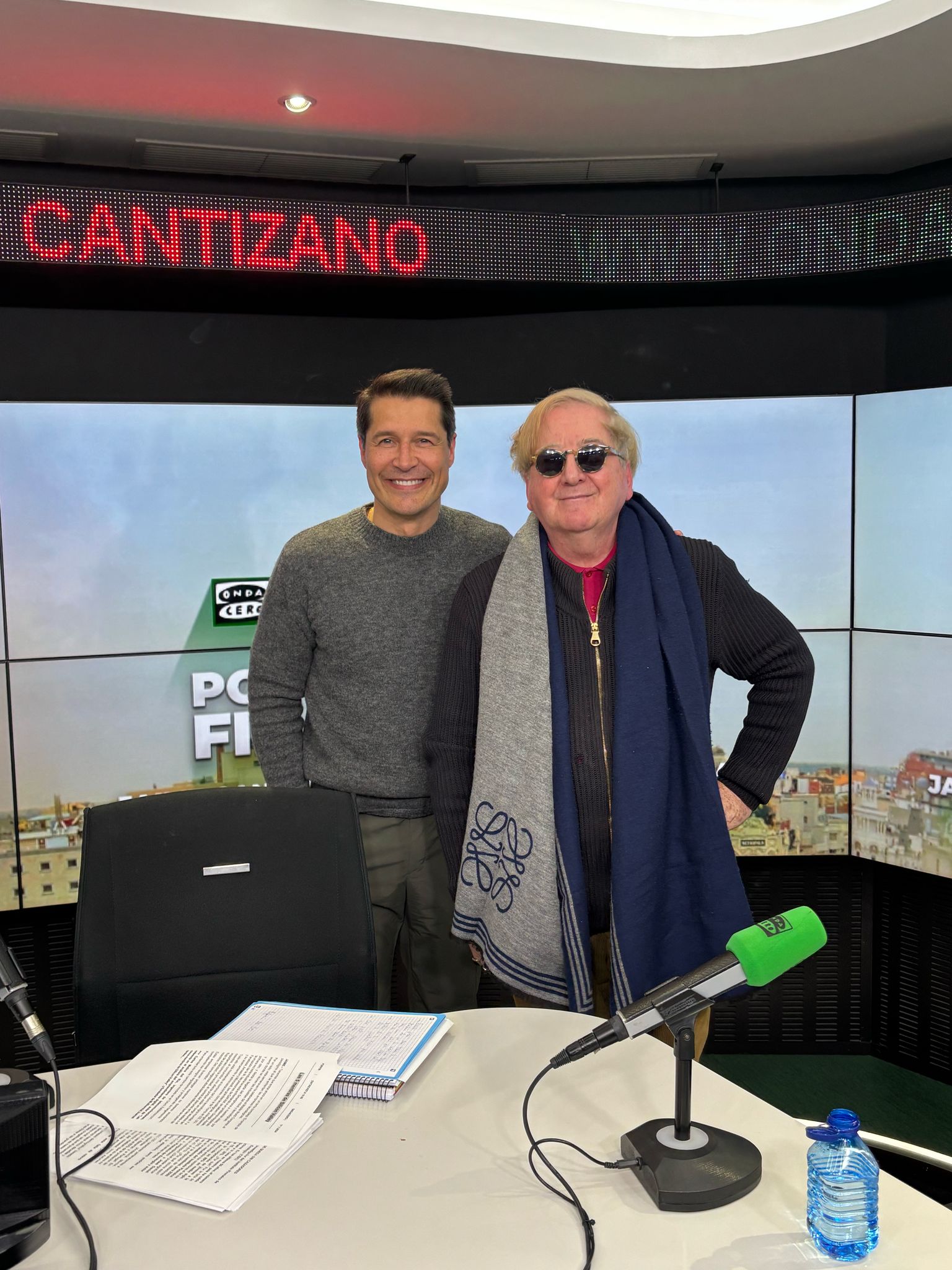 Luis Antonio de Villena presenta 'Miserable vejez' Luis Antonio de Villena presenta 'Miserable vejez'