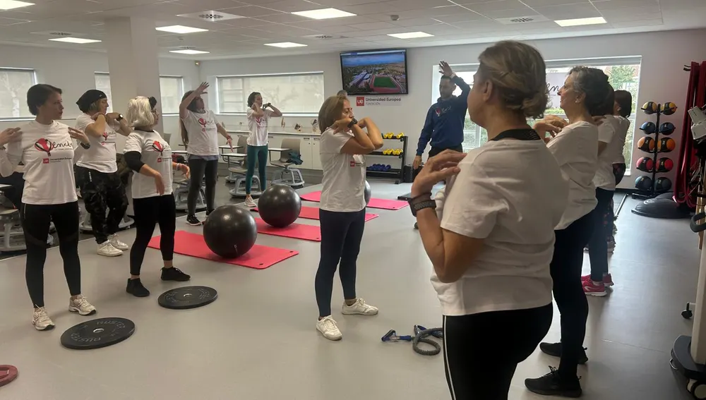 Varias mujeres en el programa VEnCe Varias mujeres en el programa VEnCe