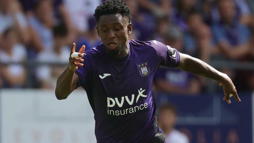 El Eldense ata al mediocentro Amadou Diawara, por el que la Roma pagó 21 millones de euros El Eldense ata al mediocentro Amadou Diawara, por el que la Roma pagó 21 millones de euros