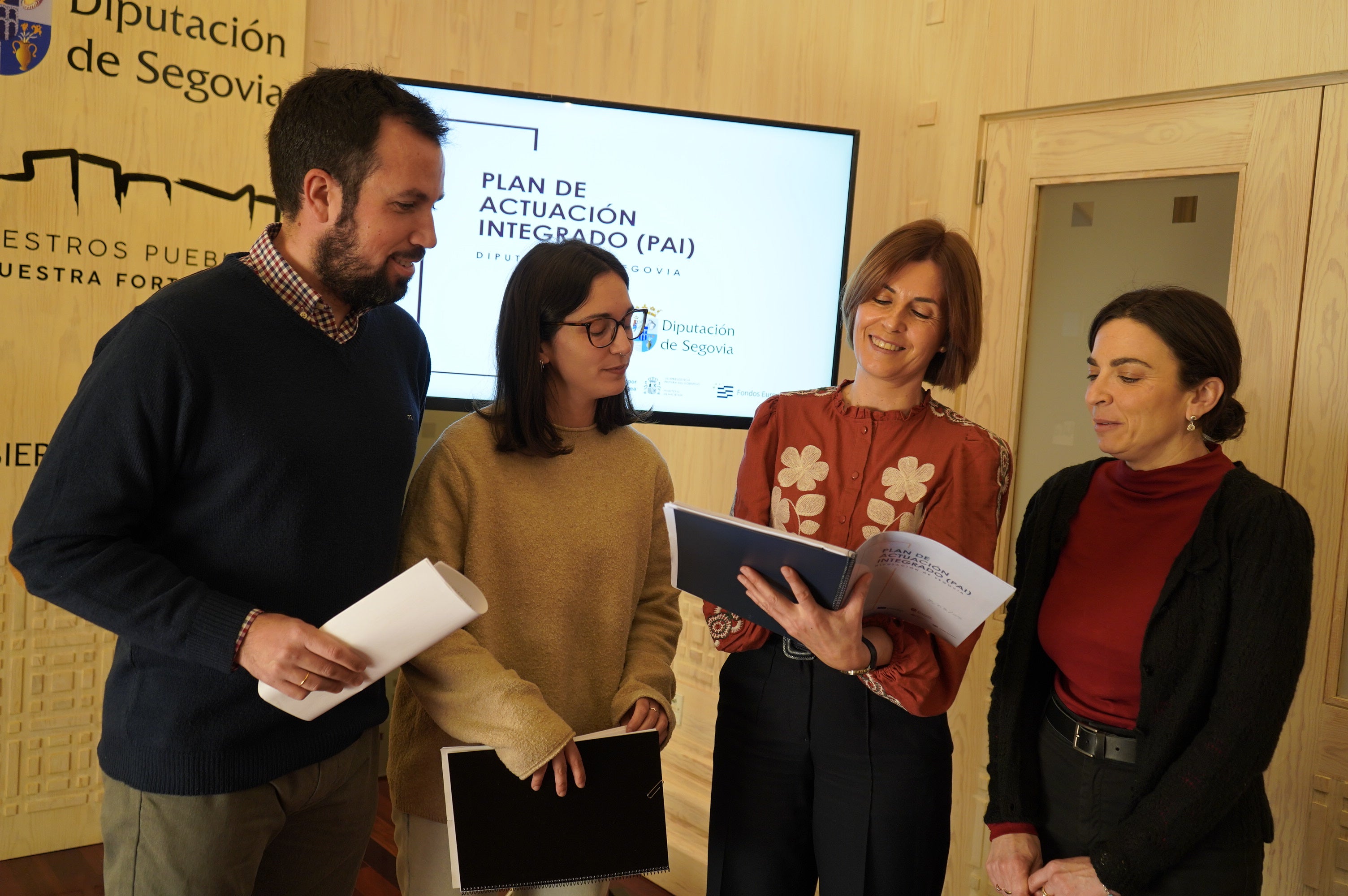 La Diputación busca financiación europea para la construcción del vial de conexión desde la rotonda de Peñas del Erizo a la estación del AVE La Diputación busca financiación europea para la construcción del vial de conexión desde la rotonda de Peñas del Erizo a la estación del AVE