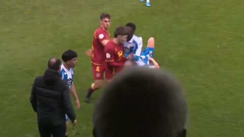 Captura del momento que Mane y Diego Fuentes tienen un encontronazo Captura del momento que Mane y Diego Fuentes tienen un encontronazo