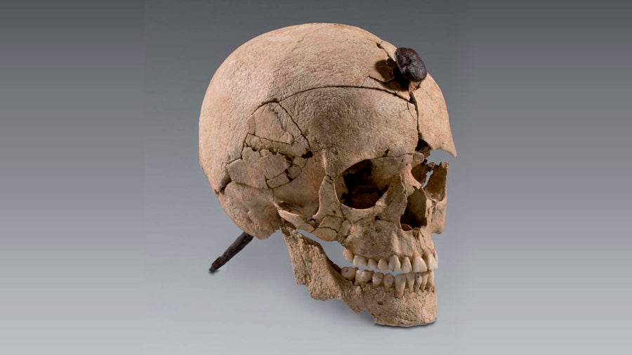 Culto a los cráneos en la Zona Catalana del siglo VI A.C Culto a los cráneos en la Zona Catalana del siglo VI A.C