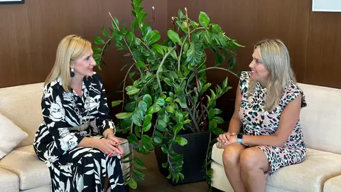 Salomé Pradas y Marta Barrachina Salomé Pradas y Marta Barrachina