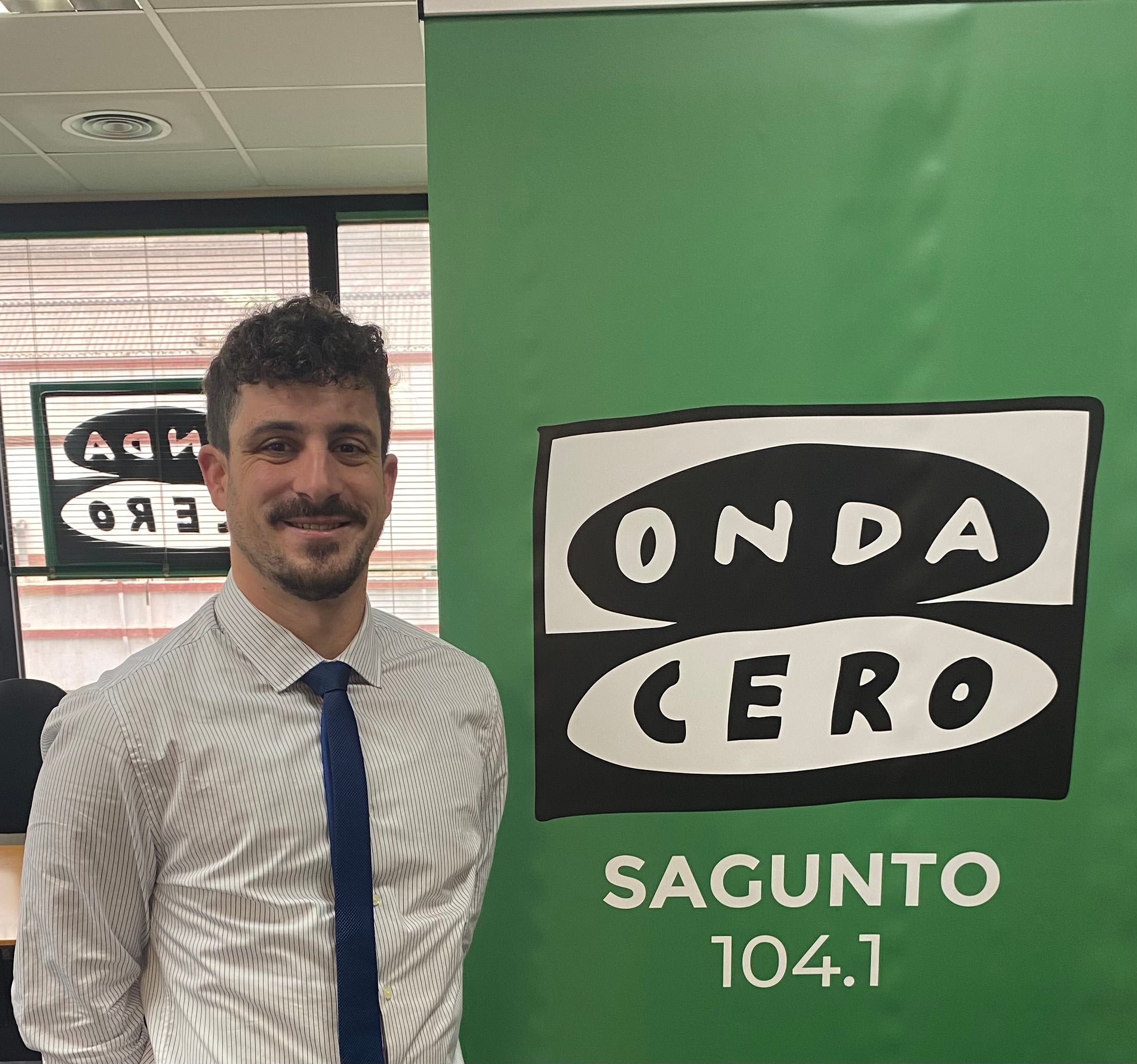 Carlos López: "Antes de invertir hay que hacer siempre un estudio financiero para conseguir la máxima rentabilidad" Carlos López: "Antes de invertir hay que hacer siempre un estudio financiero para conseguir la máxima rentabilidad"