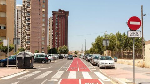 Calle Italia de Benidorm, barrio Els Tolls