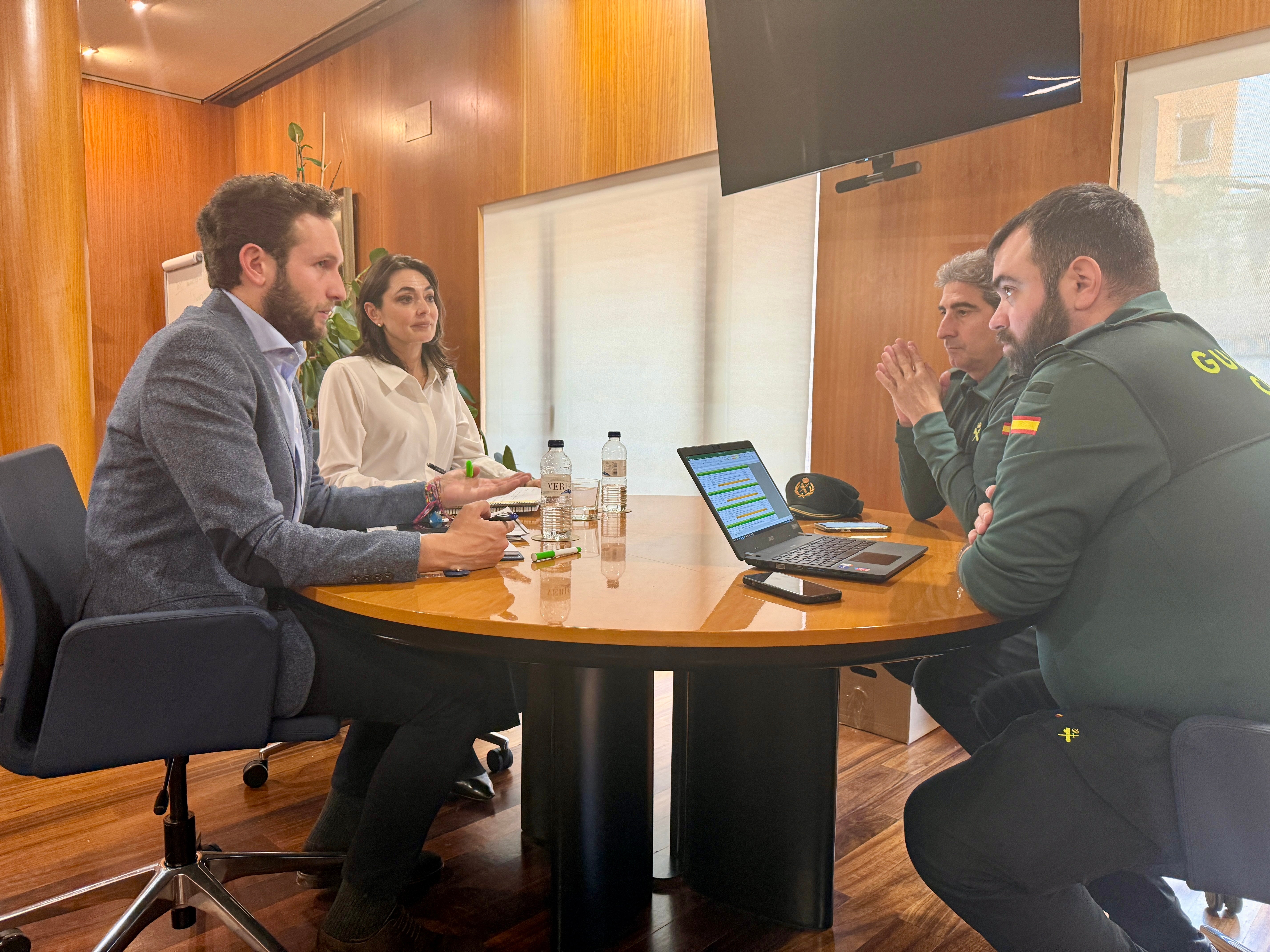 La Diputación de Huesca destina más 180.000 euros a la Guardia Civil La Diputación de Huesca destina más 180.000 euros a la Guardia Civil