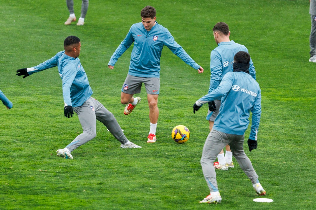 Lenglet y De Paul, dudas para el derbi Champions Lenglet y De Paul, dudas para el derbi Champions