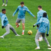 Lenglet y De Paul, dudas para el derbi Champions