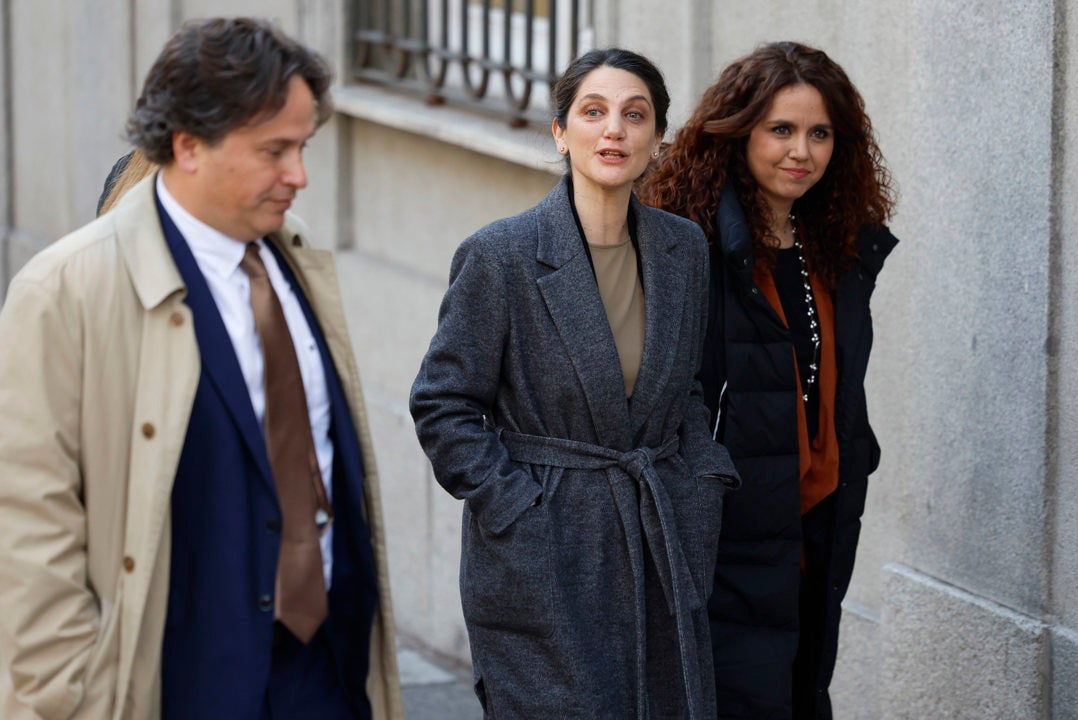 El juez descarta que la exasesora de Moncloa filtrara el correo del novio de Ayuso, pero no da credibilidad a su relato El juez descarta que la exasesora de Moncloa filtrara el correo del novio de Ayuso, pero no da credibilidad a su relato