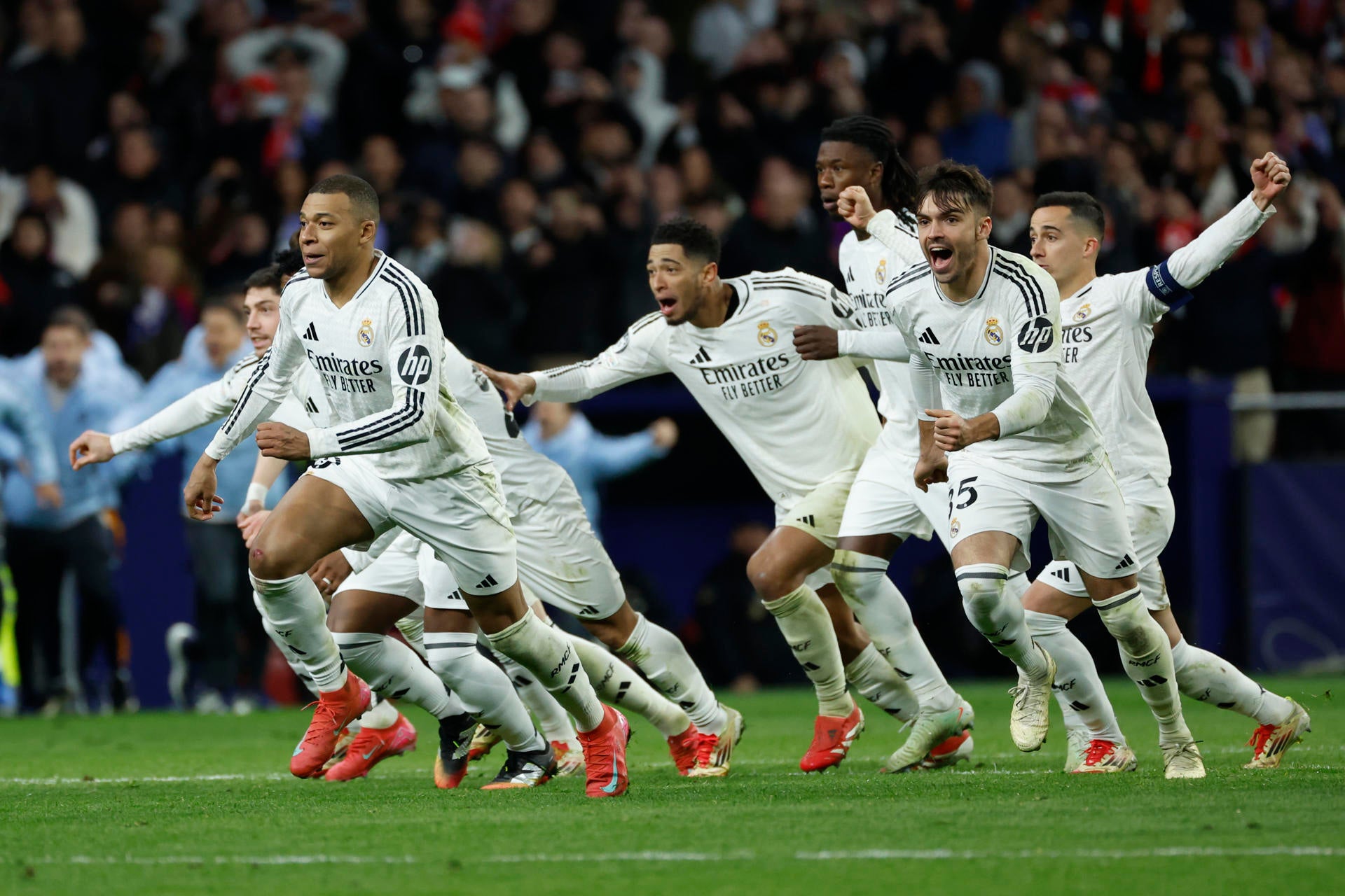 El Madrid se impone al Atlético en una inédita tanda de penaltis El Madrid se impone al Atlético en una inédita tanda de penaltis