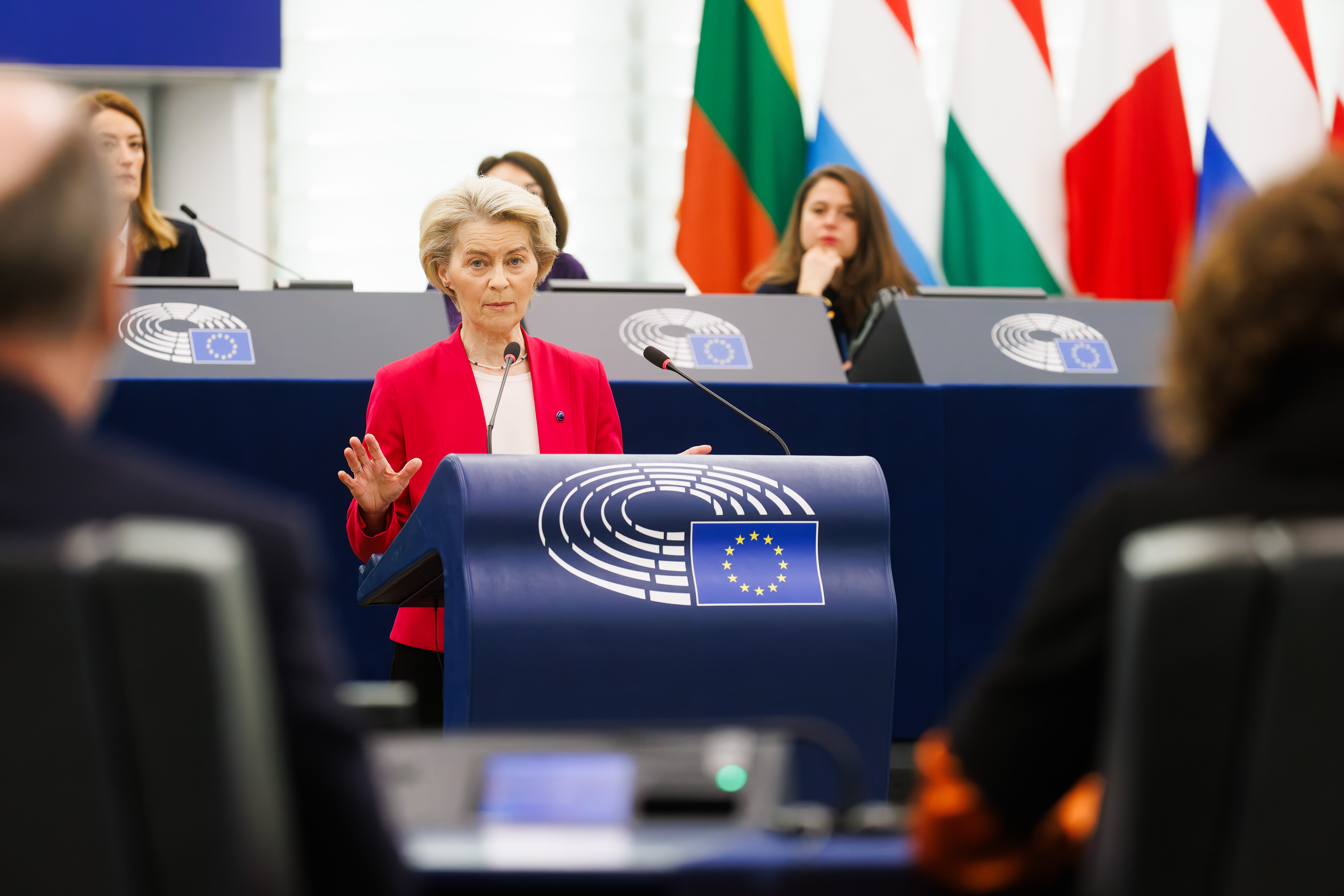 La UE responde a los aranceles de Trump: impone tasas por 26.000 millones de euros a productos de Estados Unidos La UE responde a los aranceles de Trump: impone tasas por 26.000 millones de euros a productos de Estados Unidos