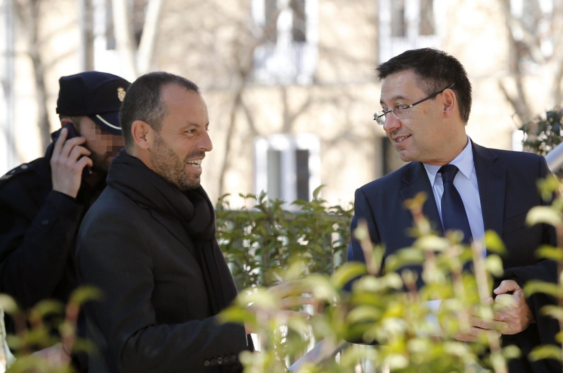 La juez cita a declarar a Rosell y a Bartomeu como imputados La juez cita a declarar a Rosell y a Bartomeu como imputados