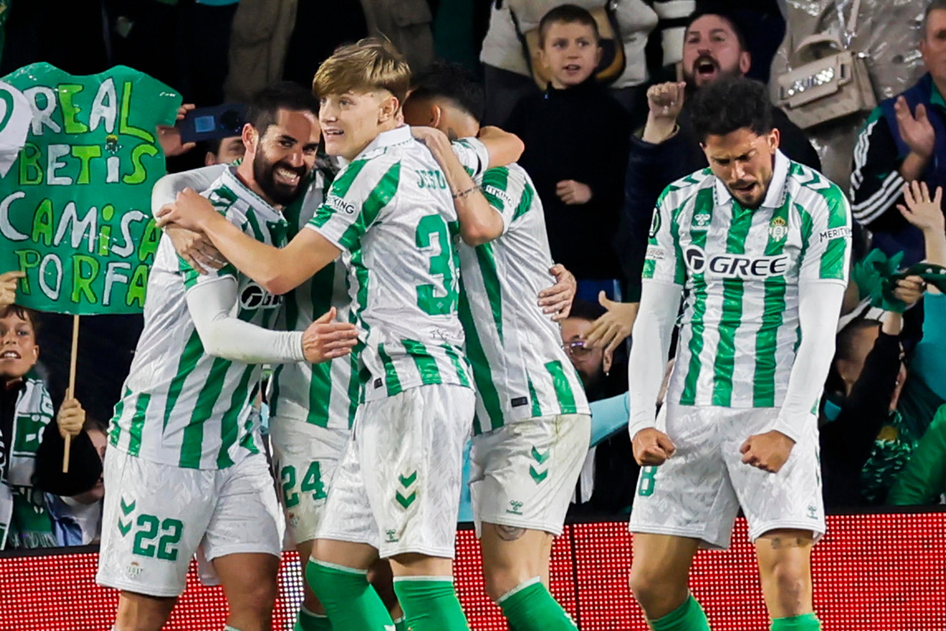 En el Betis, "conscientes de que hay un título en juego" En el Betis, "conscientes de que hay un título en juego"