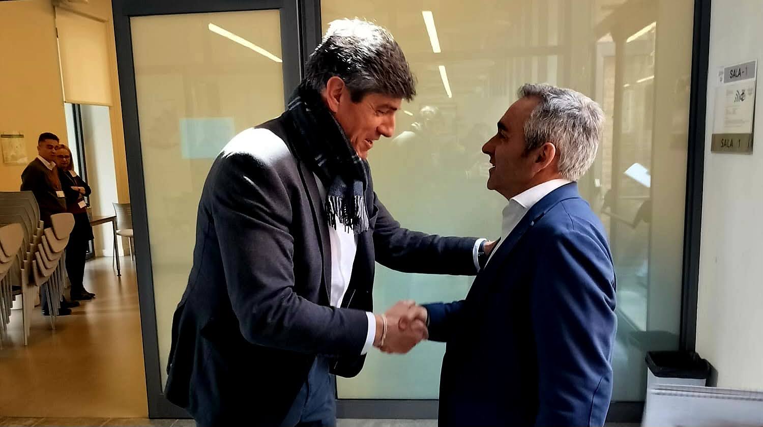 Villajoyosa aportará a la Comisión Europea propuestas para modificar el Plan Plurianual de Pesca del Mediterráneo que recorta un 40% los días que los pescadores pueden salir a faenar Villajoyosa aportará a la Comisión Europea propuestas para modificar el Plan Plurianual de Pesca del Mediterráneo que recorta un 40% los días que los pescadores pueden salir a faenar