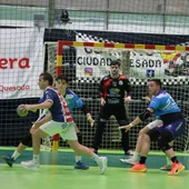 El Balonmano Mare Nostrum vence a Agustinos y se aleja del descenso mientras que el Almoradí pierde en Castellón El Balonmano Mare Nostrum vence a Agustinos y se aleja del descenso mientras que el Almoradí pierde en Castellón