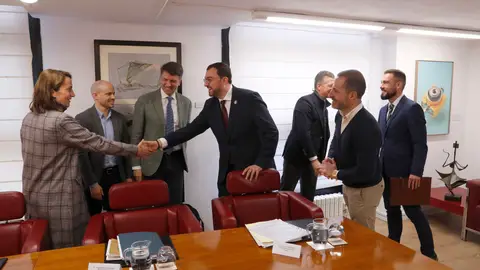 Reunión de Adrián Barbón con representantes de Costco. Reunión de Adrián Barbón con representantes de Costco