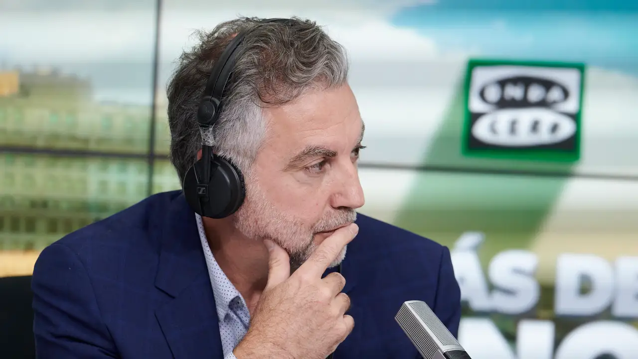 El primo de Alsina le acusa de pertenecer a la 'fachosfera' y querer acabar con el presidente del Gobierno