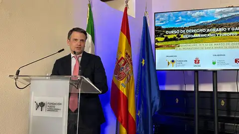 Abel Bautista aborda los desafíos del sector agrícola y ganadero extremeño ante la nueva situación geopolítica Abel Bautista aborda los desafíos del sector agrícola y ganadero extremeño ante la nueva situación geopolítica
