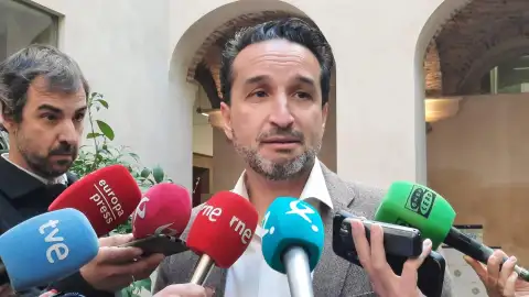 Cabezas, "sorprendido" por ser llamado como investigado ante la jueza Biedma y con "ganas" de colaborar con la justicia Cabezas, "sorprendido" por ser llamado como investigado ante la jueza Biedma y con "ganas" de colaborar con la justicia