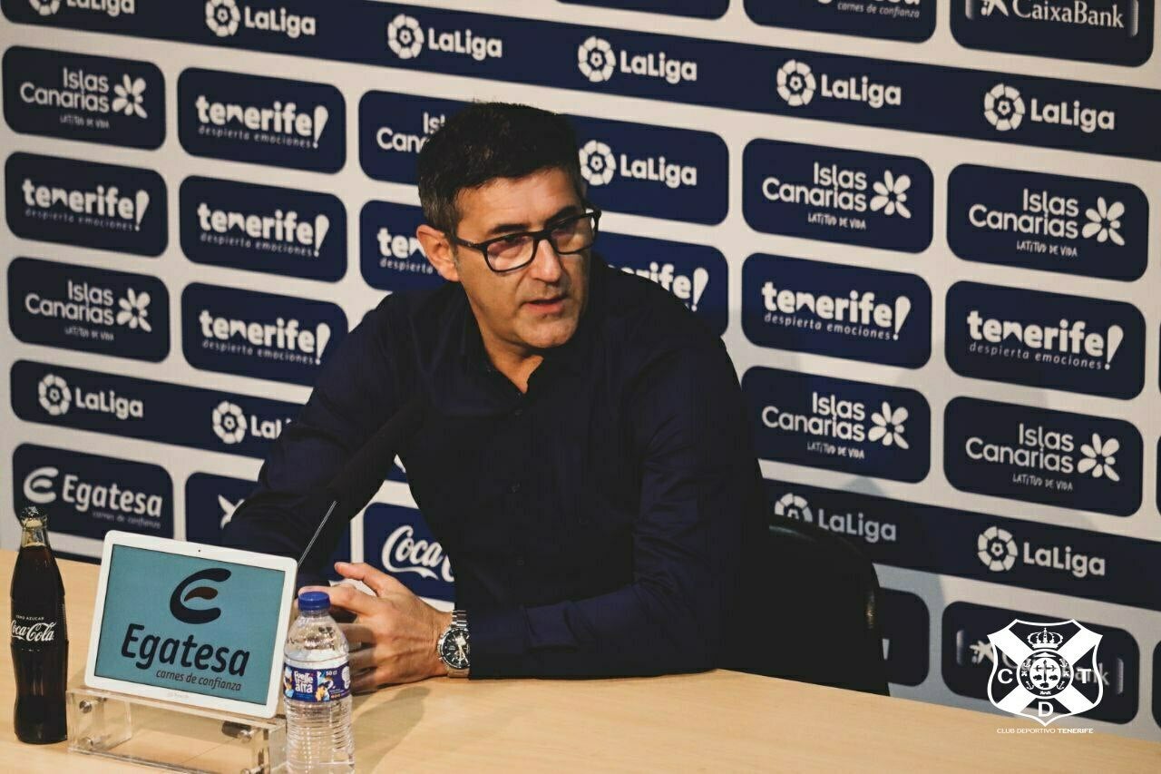 El Tenerife prescinde de Mauro Pérez El Tenerife prescinde de Mauro Pérez