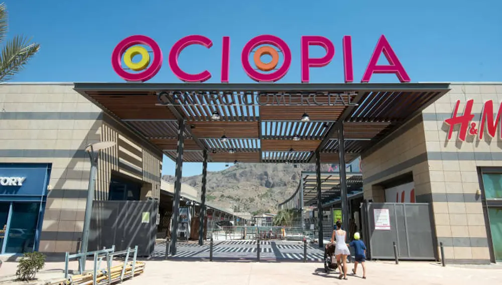 Centro Comercial Ociopía en Orihuela Centro Comercial Ociopía en Orihuela