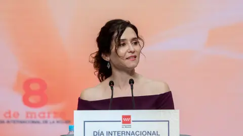 La presidenta de la Comunidad de Madrid, Isabel Díaz Ayuso, durante el acto de entrega de los Reconocimientos 8 de Marzo, en la Real Casa de Correos, a 7 de marzo de 2025. La presidenta de la Comunidad de Madrid, Isabel Díaz Ayuso, durante el acto de entrega de los Reconocimientos 8 de Marzo, en la Real Casa de Correos, a 7 de marzo de 2025.
