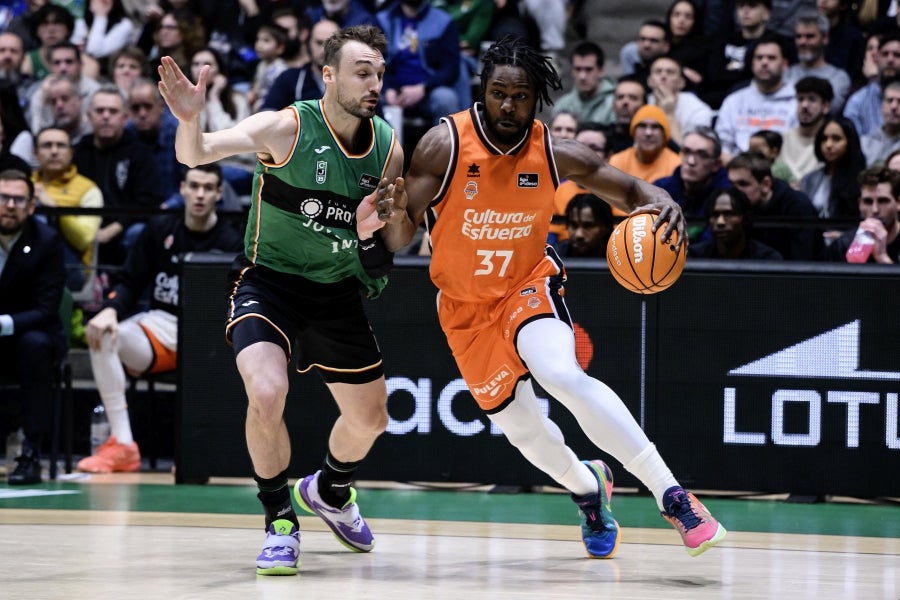 Valencia Basket se asienta en la tercera posición de la Liga Endesa por detrás de Tenerife y Real Madrid Valencia Basket se asienta en la tercera posición de la Liga Endesa por detrás de Tenerife y Real Madrid