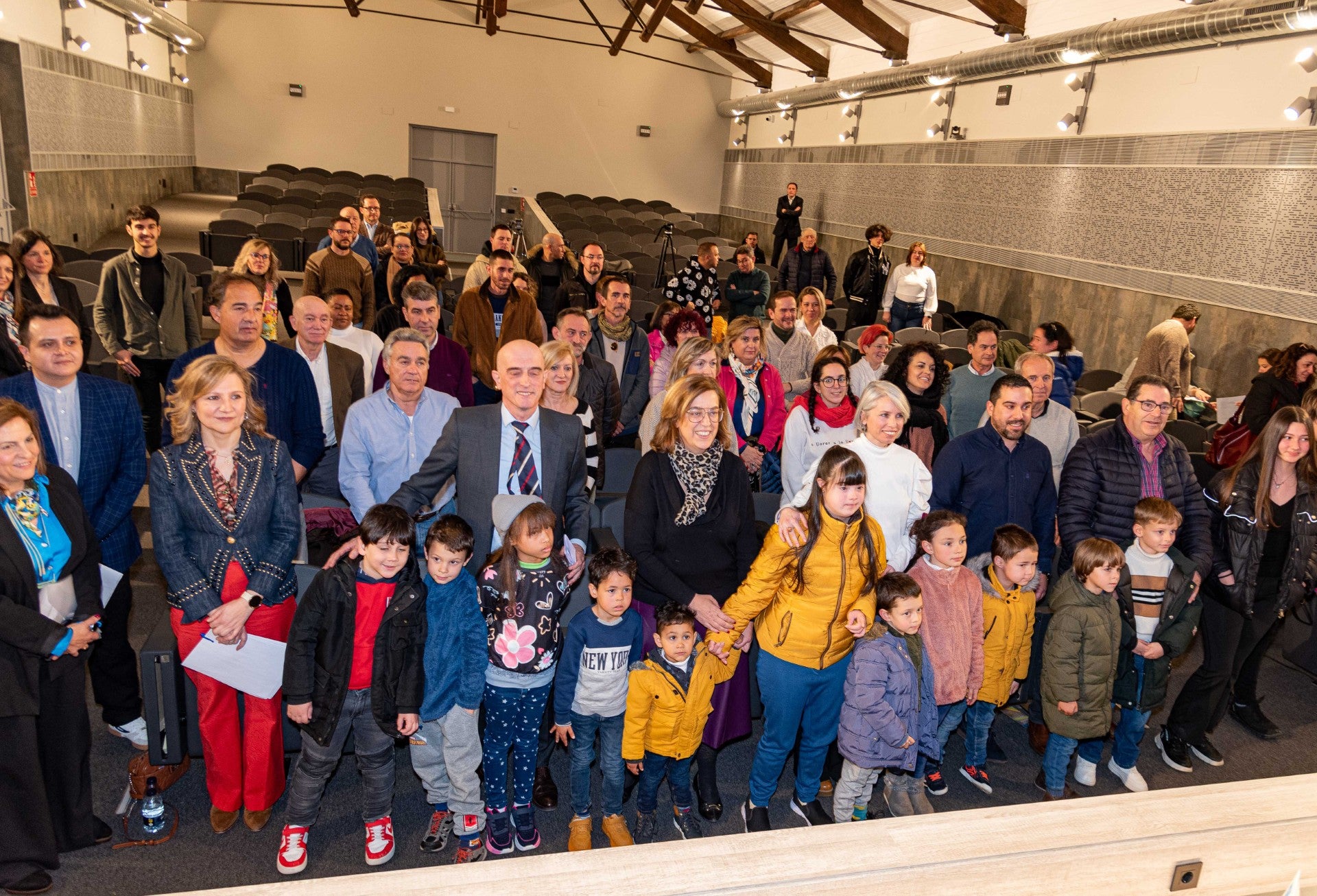 Un total de 37 familias ubicadas en quince municipios apuestan por el medio rural palentino gracias al Proyecto Arraigo que impulsa la Diputación Un total de 37 familias ubicadas en quince municipios apuestan por el medio rural palentino gracias al Proyecto Arraigo que impulsa la Diputación