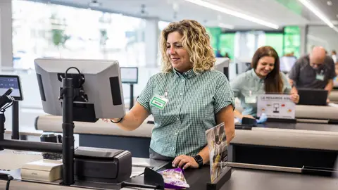 Mercadona contratará a cerca de 170 personas Mercadona contratará a cerca de 170 personas