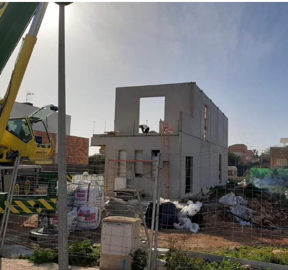 Rafel Ramis, afectado por la presunta estafa inmobiliaria con casas modulares en Mallorca: "Volvemos a creer en la justicia" Rafel Ramis, afectado por la presunta estafa inmobiliaria con casas modulares en Mallorca: "Volvemos a creer en la justicia"