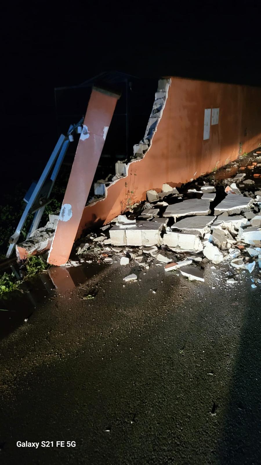 El paso de un tornado causa daños en la zona rural de Conil El paso de un tornado causa daños en la zona rural de Conil