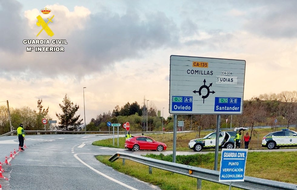 La Guardia Civil detectó 110 positivos por alcohol o drogas, en las más de 2.700 pruebas realizadas durante los carnavales La Guardia Civil detectó 110 positivos por alcohol o drogas, en las más de 2.700 pruebas realizadas durante los carnavales