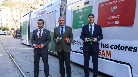 José María del Nido Carrasco, José Luis Sanz y Ángel Haro. José María del Nido Carrasco, José Luis Sanz y Ángel Haro.