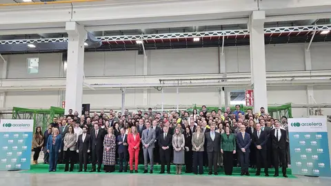 Pedro Sánchez visita la planta de Cummins, referente en hidrógeno verde Pedro Sánchez visita la planta de Cummins, referente en hidrógeno verde
