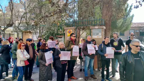 Protesta sindical frente a la subsede del IASS del pasado 12 de marzo Protesta sindical frente a la subsede del IASS del pasado 12 de marzo