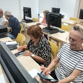 La UNED Vila-real celebra este viernes el Día de las Personas Mayores con sus alumnos Senior. La UNED Vila-real celebra este viernes el Día de las Personas Mayores con sus alumnos Senior.