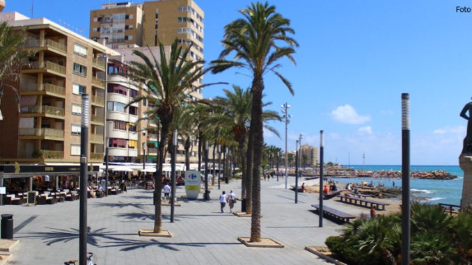 El Ayuntamiento de Torrevieja restablece la zona de ocupación en la vía pública autorizada a los establecimientos de hostelería El Ayuntamiento de Torrevieja restablece la zona de ocupación en la vía pública autorizada a los establecimientos de hostelería