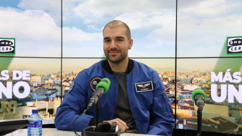 El astronauta espa&ntilde;ol Pablo &Aacute;lvarez, en 'M&aacute;s de uno'.