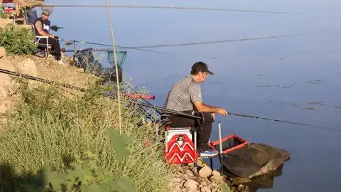 Los extremeños ya pueden obtener la licencia de pesca de forma telemática Los extremeños ya pueden obtener la licencia de pesca de forma telemática