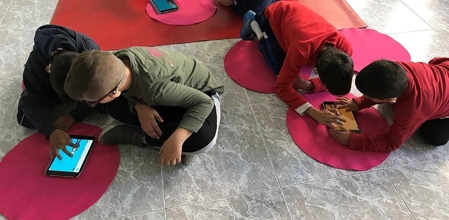 La Comunidad de Madrid limitará el uso de dispositivos en los centros públicos La Comunidad de Madrid limitará el uso de dispositivos en los centros públicos