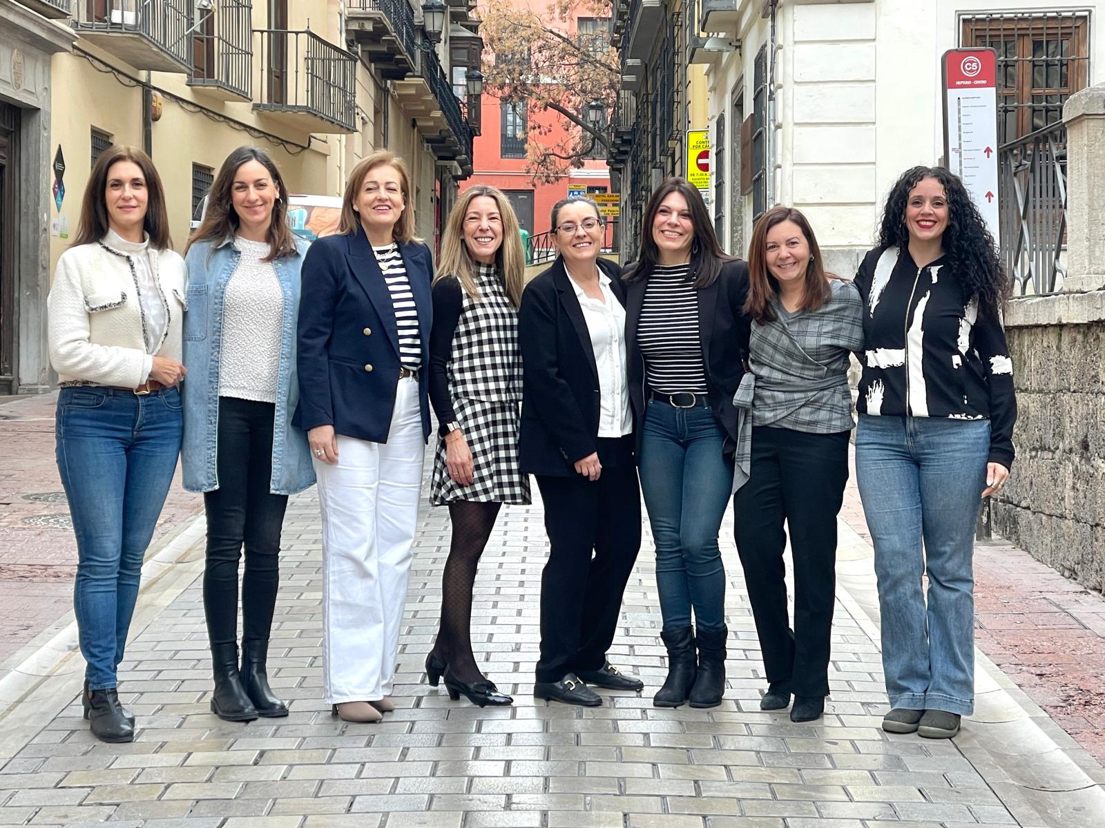 En Onda Cero Granada, hablamos con Carmen Gómez, la nueva presidenta de la Asociación de Mujeres Empresarias de Granada En Onda Cero Granada, hablamos con Carmen Gómez, la nueva presidenta de la Asociación de Mujeres Empresarias de Granada