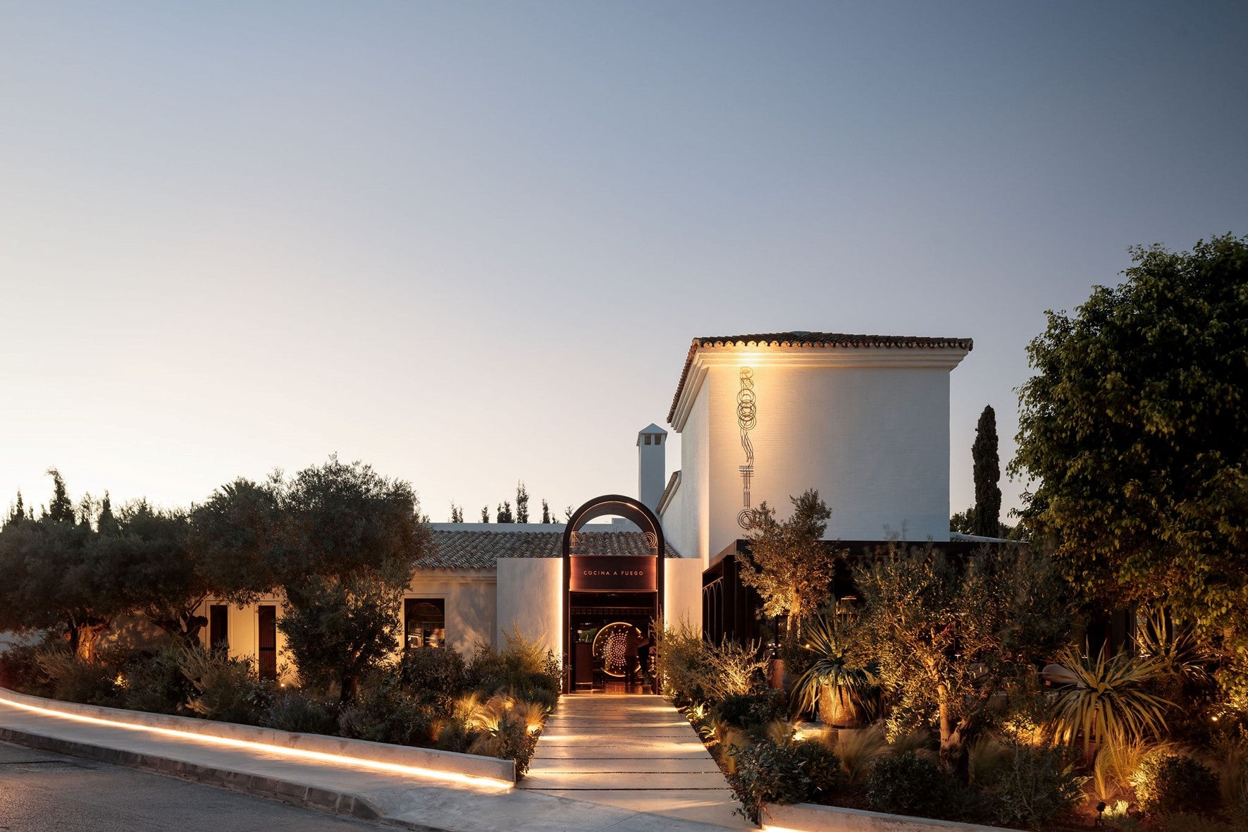 Roostiq Marbella, el templo de la carne y embajada de grandes vinos del mundo Roostiq Marbella, el templo de la carne y embajada de grandes vinos del mundo