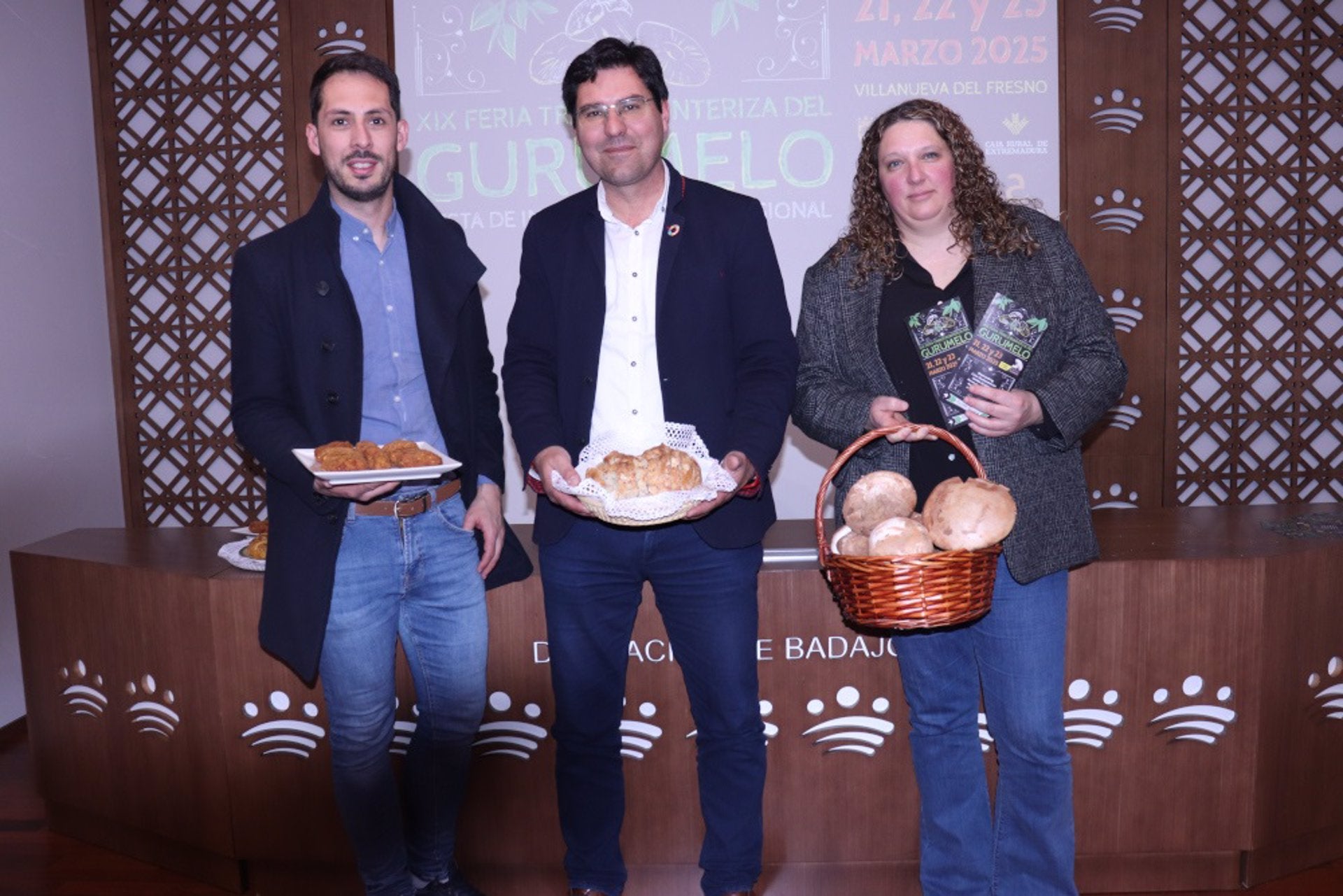 Villanueva del Fresno espera atraer a 10.000 visitantes de España y Portugal durante la Feria del Gurumelo este fin de semana Villanueva del Fresno espera atraer a 10.000 visitantes de España y Portugal durante la Feria del Gurumelo este fin de semana