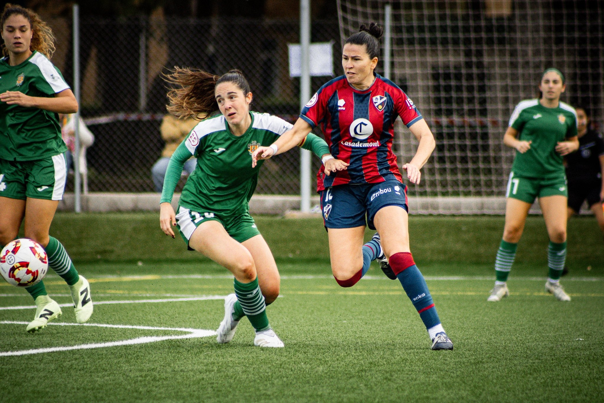 Ellas Juegan con Bea Parra: "El primer objetivo del futfem debe ser la sostenibilidad económica" Ellas Juegan con Bea Parra: "El primer objetivo del futfem debe ser la sostenibilidad económica"