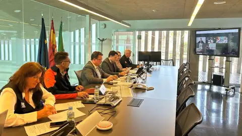 El 112 recibió este martes 1.905 llamadas y gestionó al menos 49 incidentes relacionados con fenómenos meteorológicos El 112 recibió este martes 1.905 llamadas y gestionó al menos 49 incidentes relacionados con fenómenos meteorológicos