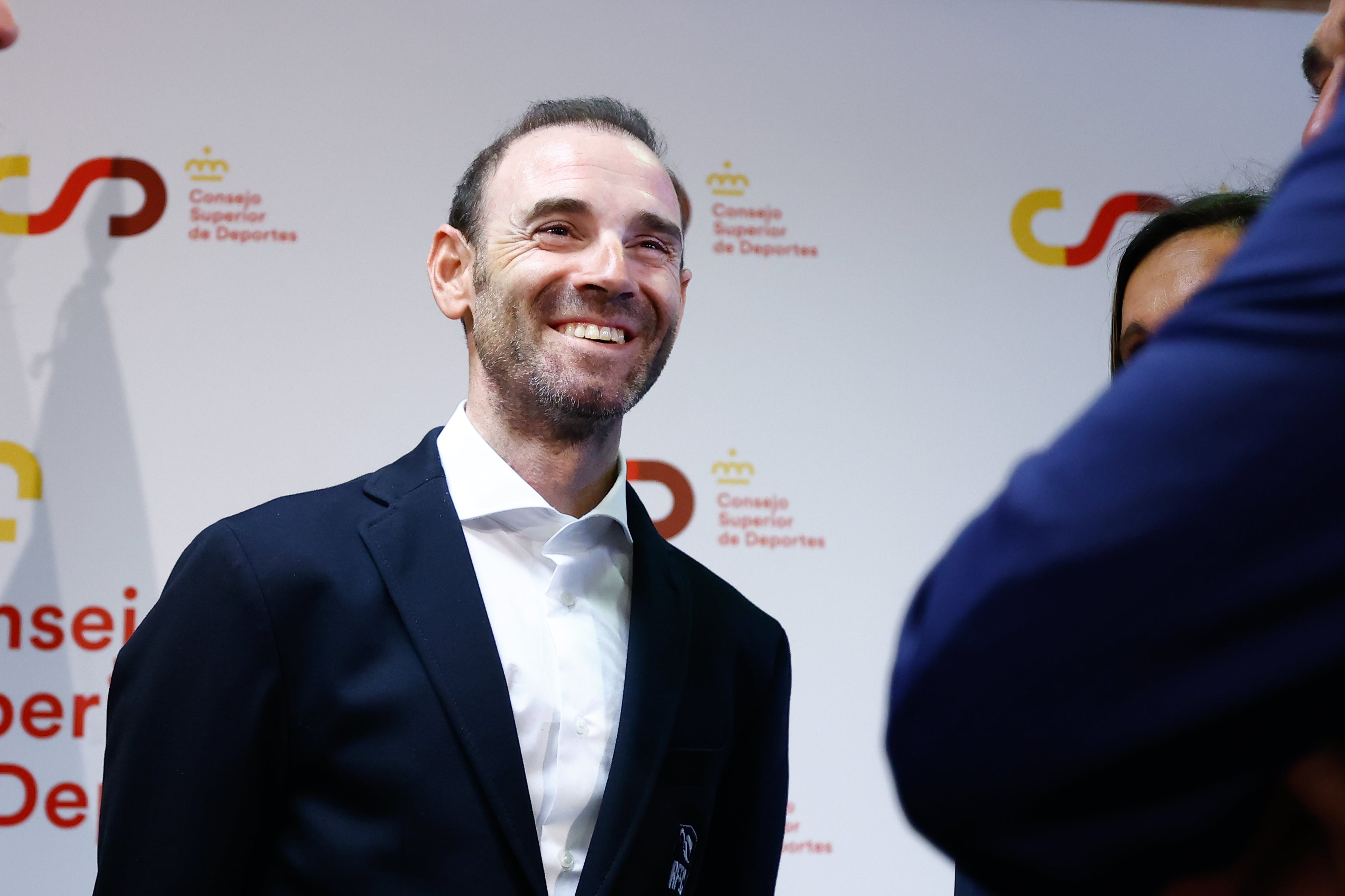 Alejandro Valverde, nuevo seleccionador de ciclismo: "Quiero hacer un campeón del mundo y el que tiene más opciones es Ayuso" Alejandro Valverde, nuevo seleccionador de ciclismo: "Quiero hacer un campeón del mundo y el que tiene más opciones es Ayuso"