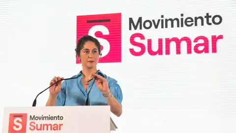 La secretaria de Organización de Sumar, Lara Hernández, informa en rueda de prensa sobre las candidaturas que se disputarán el liderazgo de este movimiento en la Asamblea Nacional los días 29 y 30 de marzo, en la que se elegirá a los nuevos coordinadores generales, este sábado en Madrid. La secretaria de Organización de Sumar, Lara Hernández, informa en rueda de prensa sobre las candidaturas que se disputarán el liderazgo de este movimiento en la Asamblea Nacional los días 29 y 30 de marzo, en la que se elegirá a los nuevos coordinadores generales, este sábado en Madrid.