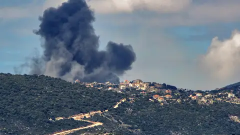 Ataque israelí en la aldea de Sujoud, al sur del Líbano Ataque israelí en la aldea de Sujoud, al sur del Líbano